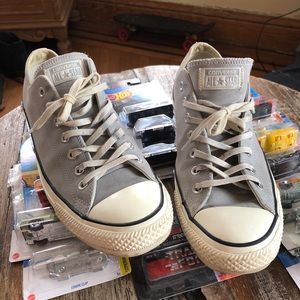 Preowned Mens US Sz. 11 Converse Heather Grey Low Top All-Star Leather Sneakers